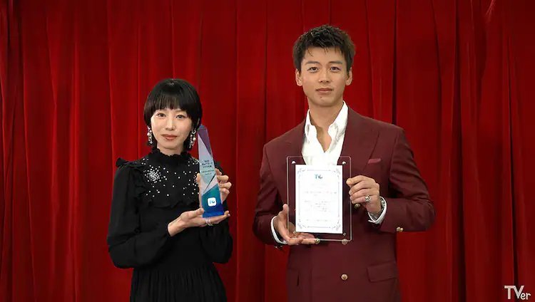 日娱新闻 TVer奖2025的获奖节目正式公布，由夏帆和竹内凉真双主演的《那你自