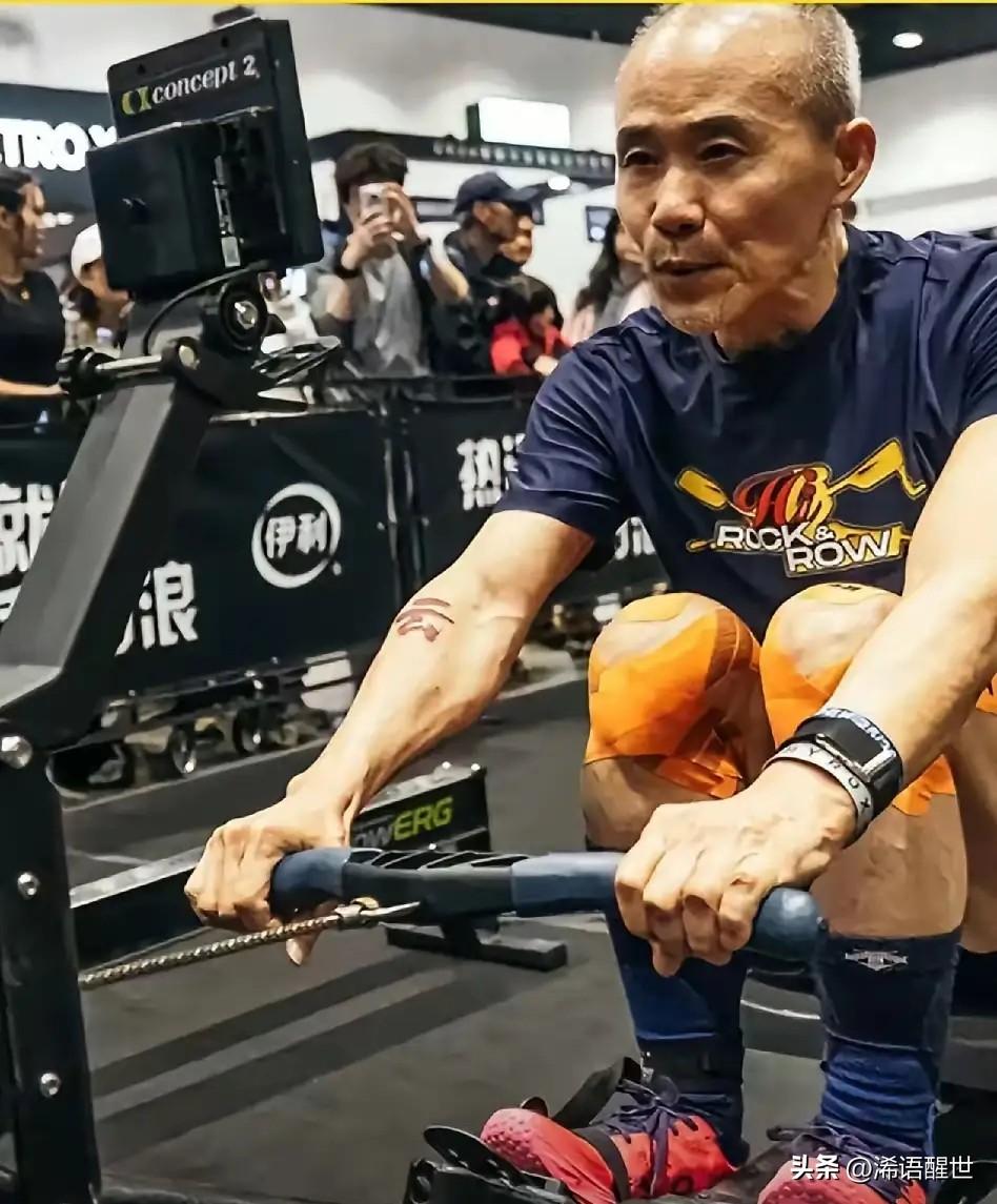 王石突然冲上热搜，这次不是因为别的，而是75岁的他参加健身跑比赛的状态，直接让不