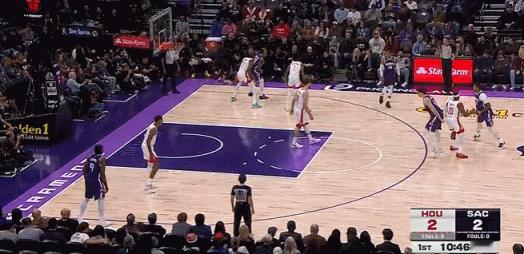 威少连中3分，开局8分，国王领先火箭10分国王vs火箭