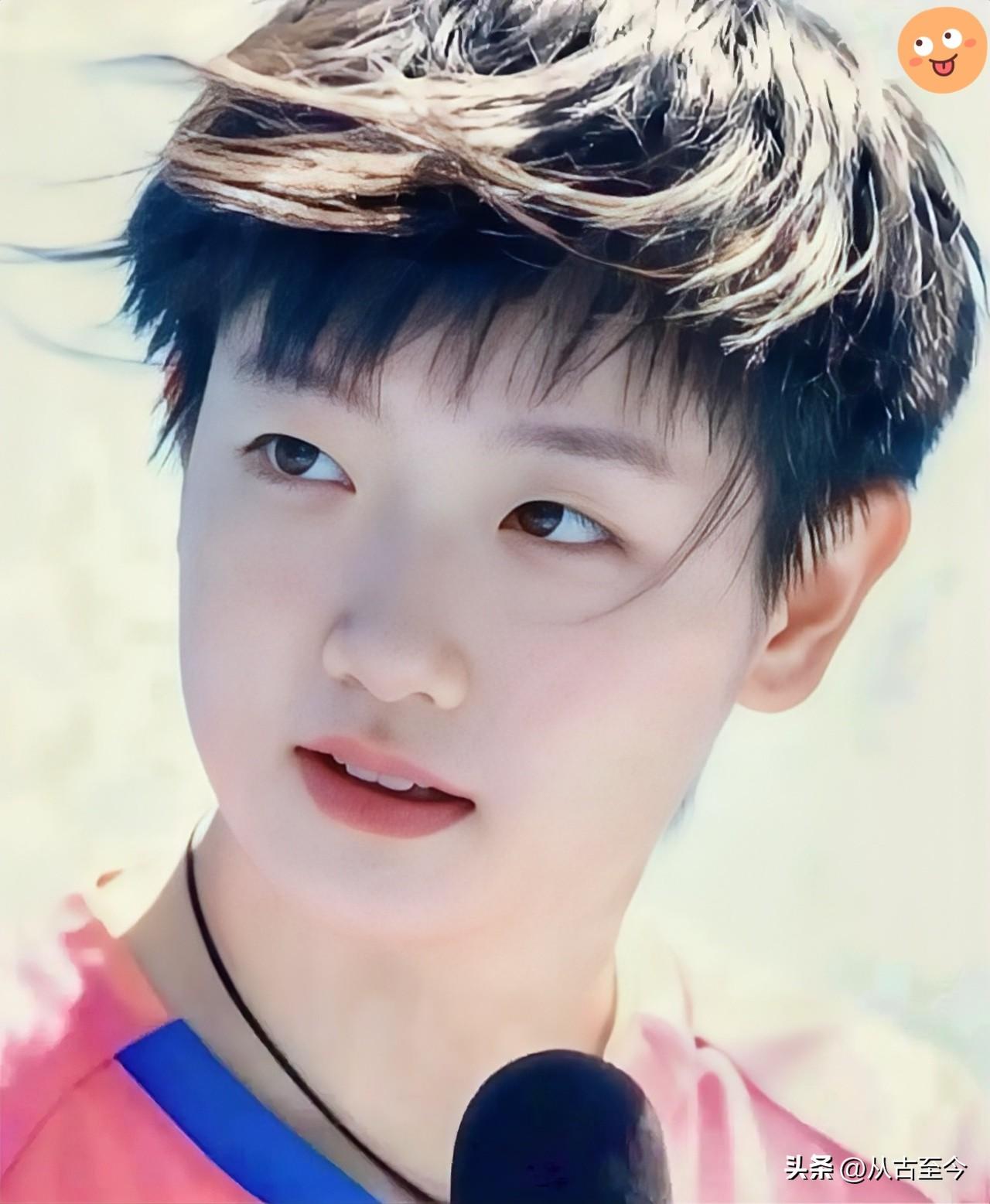 🔥孙颖莎这张照片，美到让人移不开眼！

          照片里的孙颖莎，宛