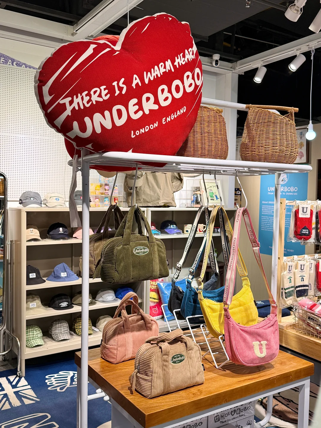 超可爱的UNDERBOBO新店开来淮海TX了！