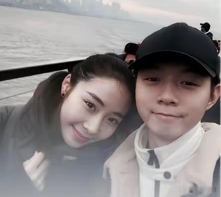 看热闹不嫌事儿大，这两对进行到哪一步了？
来势汹汹的妖怪和陈露遇见了揭老底儿的，
