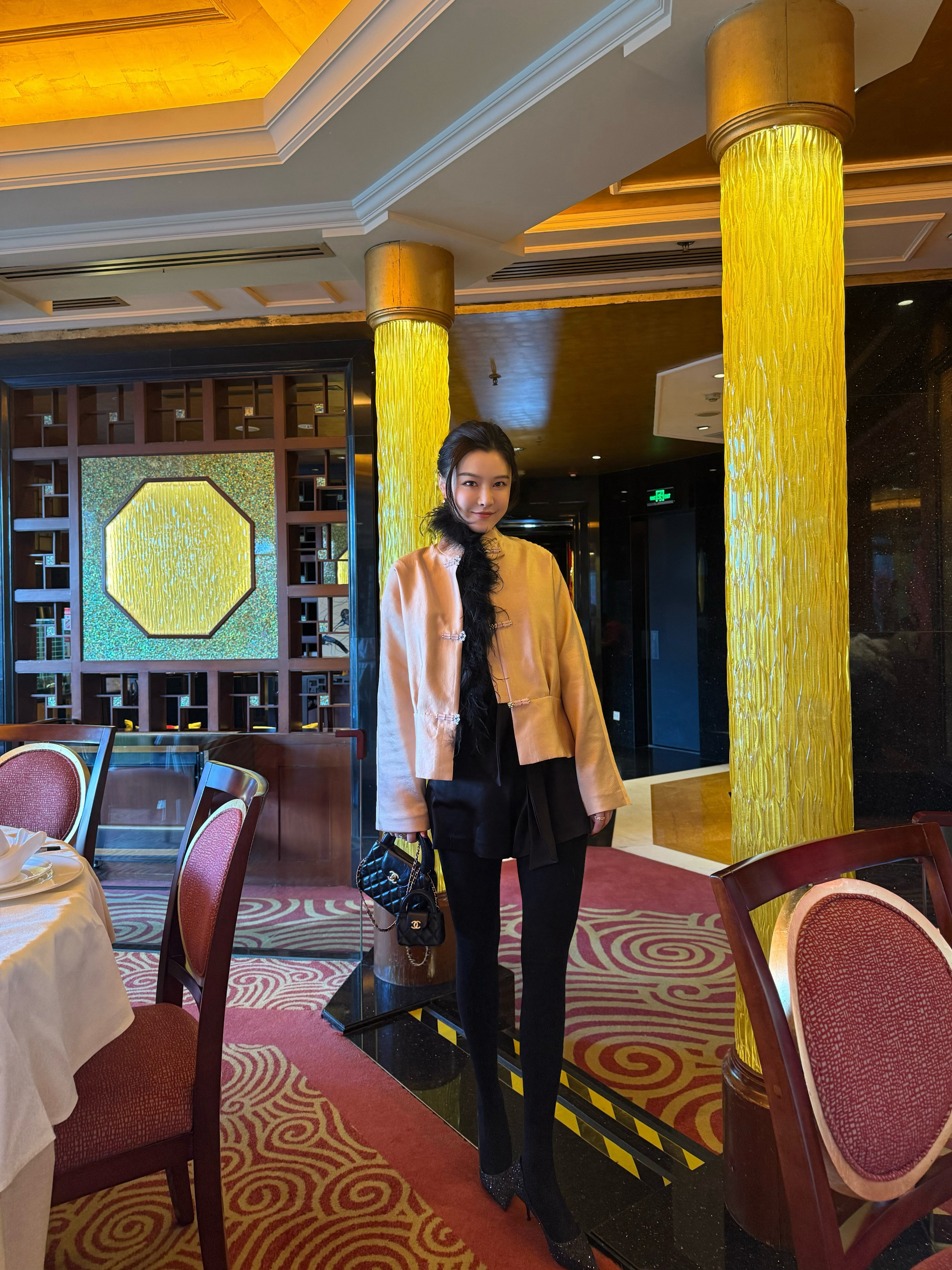 在家庭聚会中扮演全家最靓的仔🍑 哈哈哈哈 