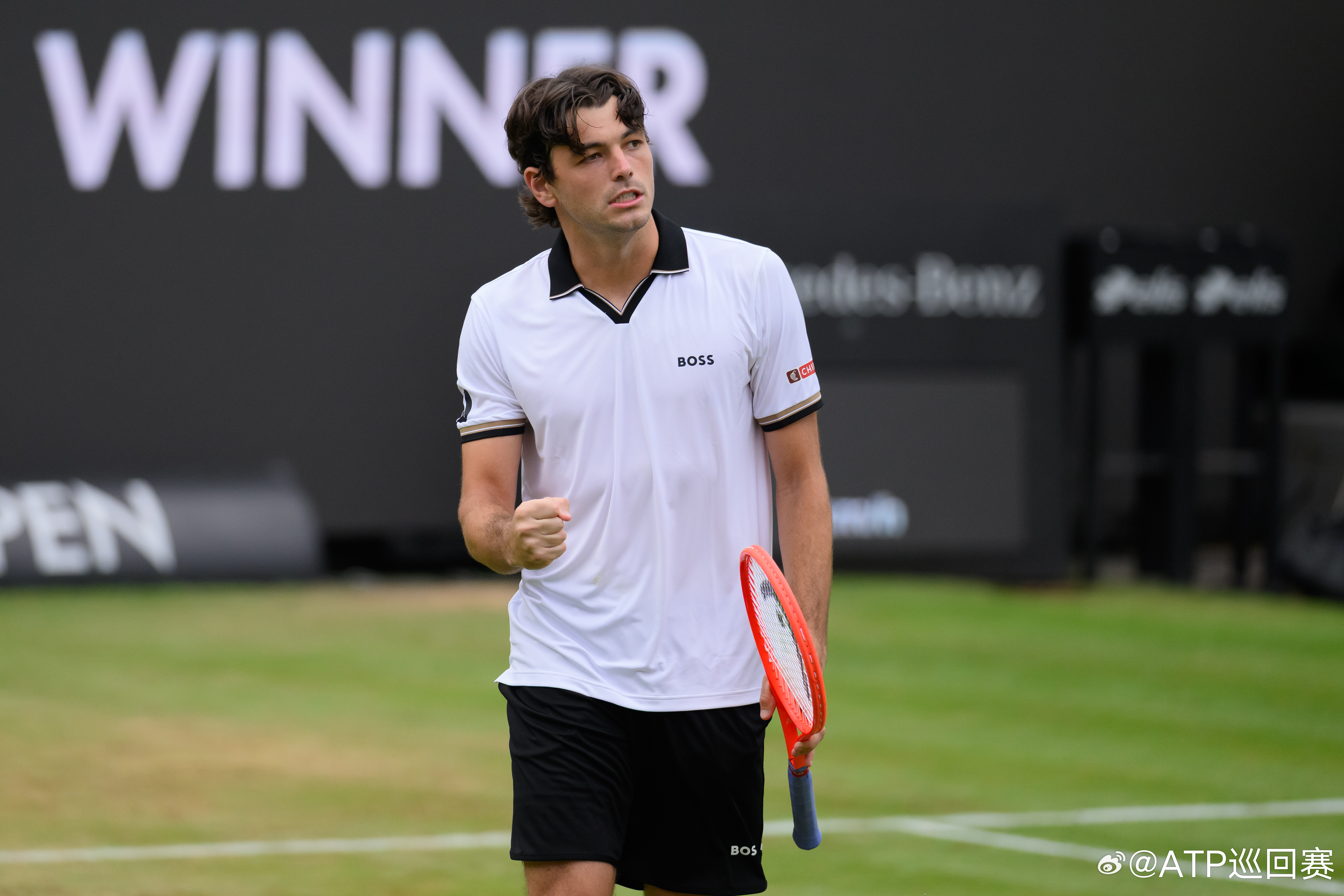 两站ATP250 赛事周五完整赛果⬇️：斯海尔托亨博斯：梅德维德夫 6-3 4-