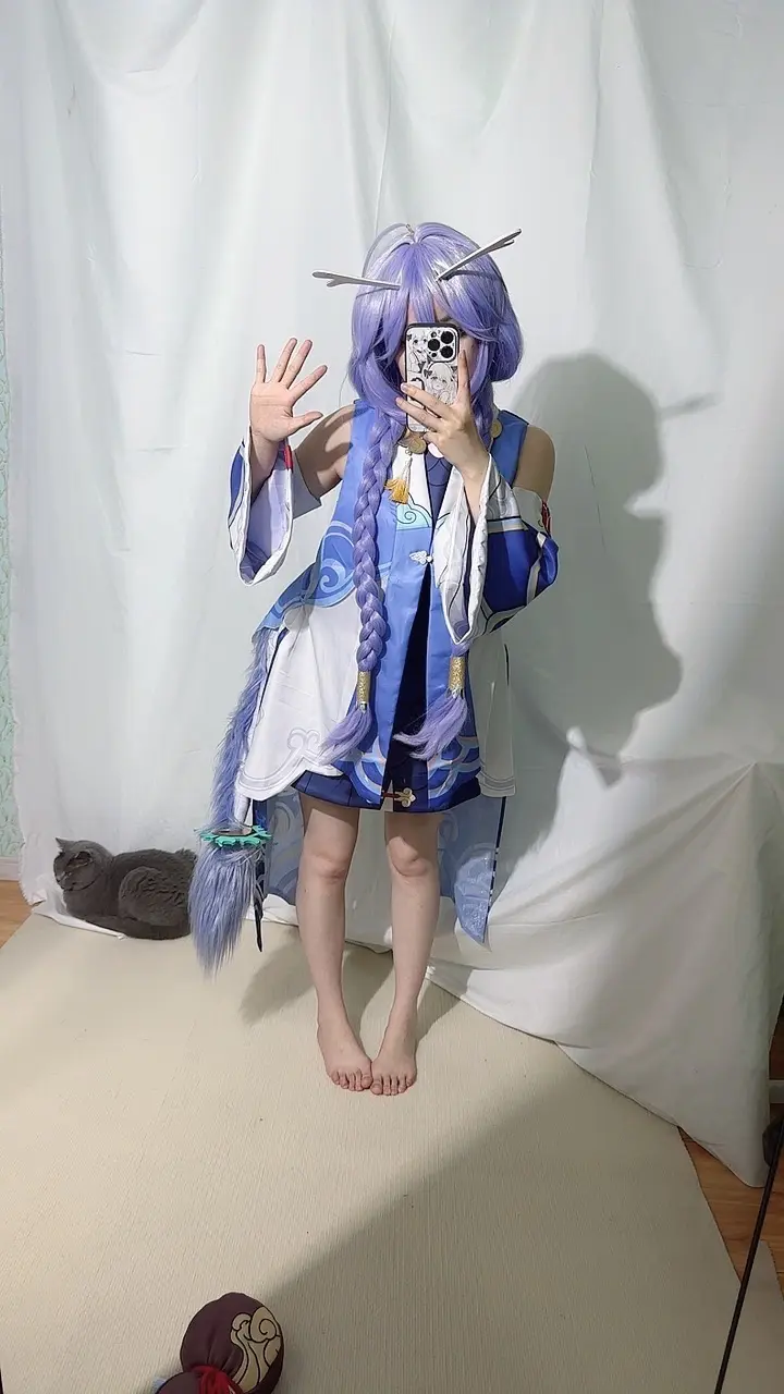 二次元 cos coser