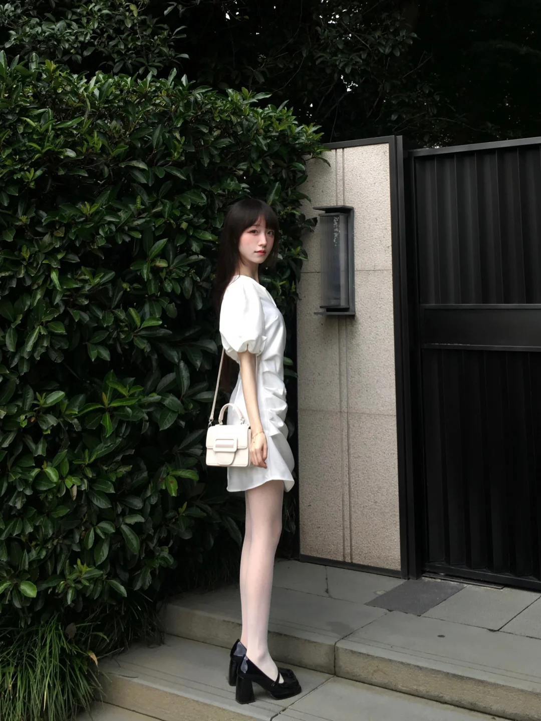 去年夏天穿的～