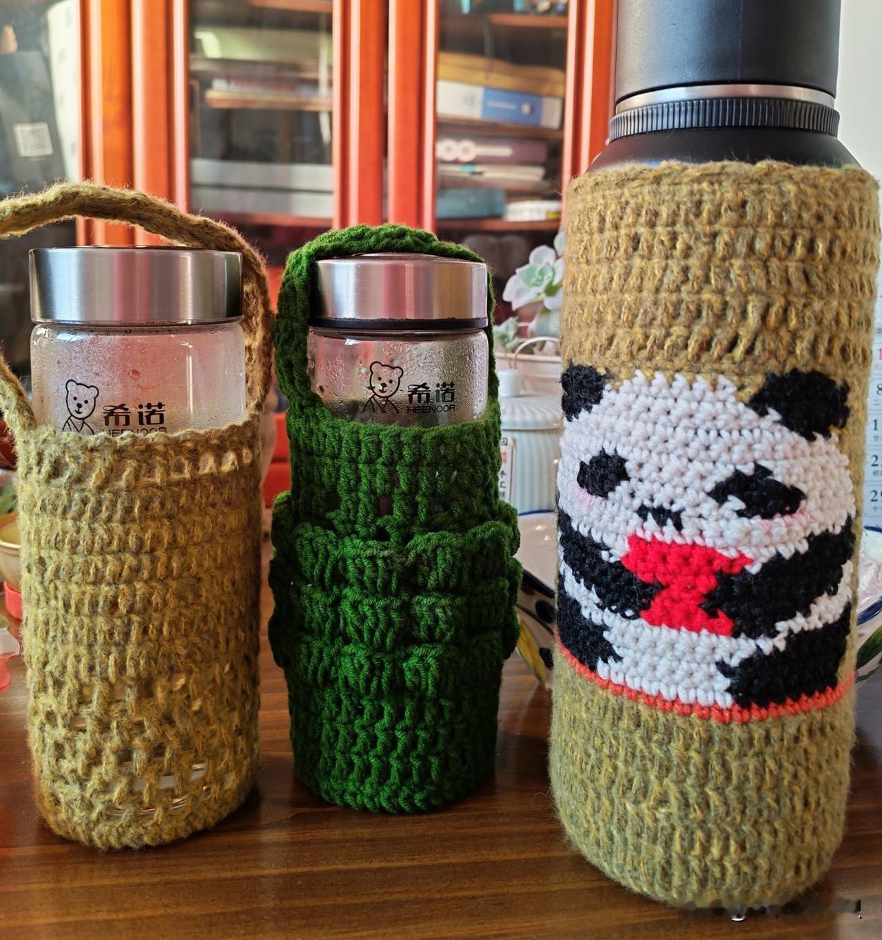 人为了什么而活着？
平静的时候会觉得家家都有难唱曲，生活没有那么多完美，所以要接