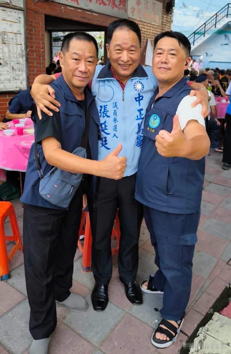 台退役将领、台北市议员参选人张延延今（267日）在社媒发文表示，周末活动多跑好多