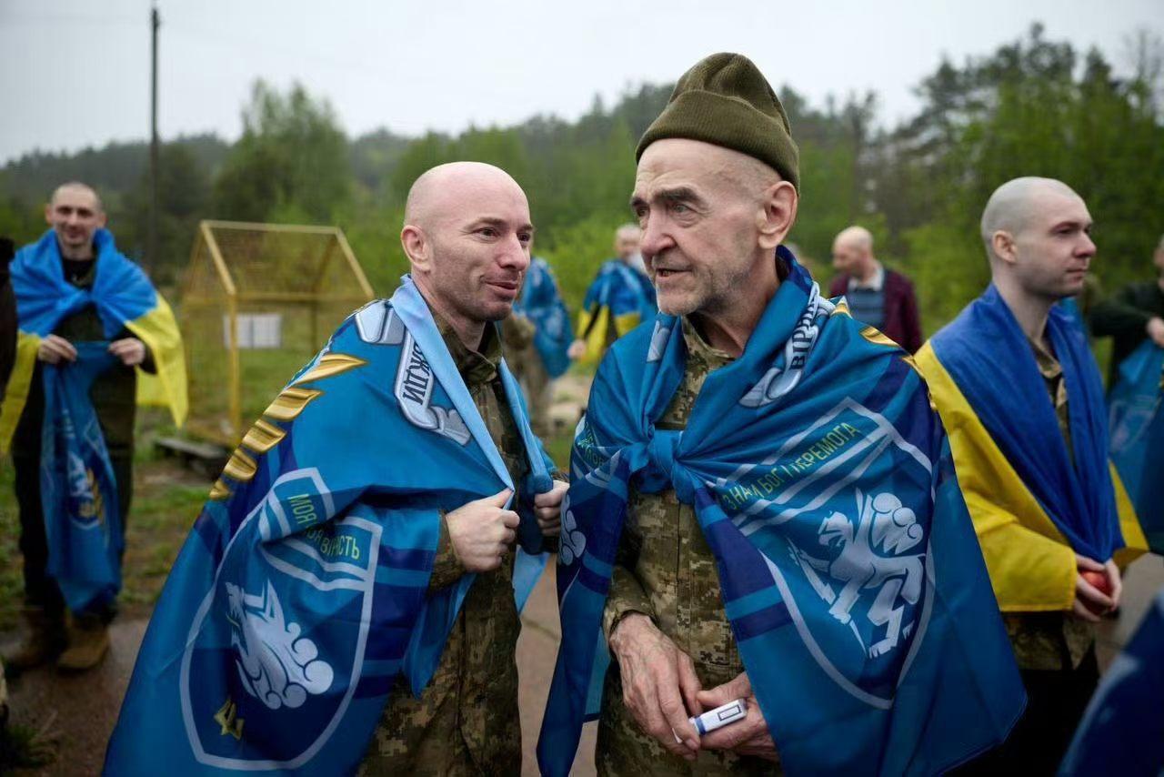 🇺🇦🔄🇷🇺
“1000换1000”大型换俘第一阶段完成，
205名乌克