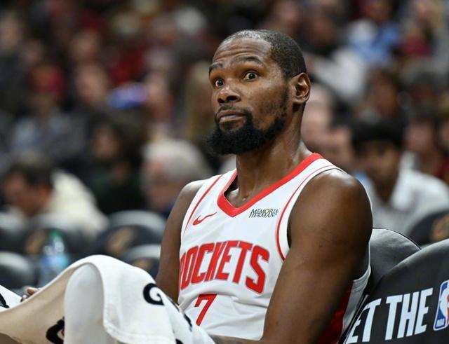 美媒评NBA30大球星：约基奇被压第3，杜兰特16，詹姆斯20，哈登落选

这榜