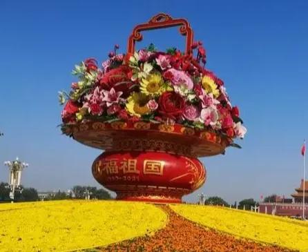 赞华夏

中华大地展宏图， 
科技腾飞世界殊。 
四海升平歌盛世， 
千秋伟业耀