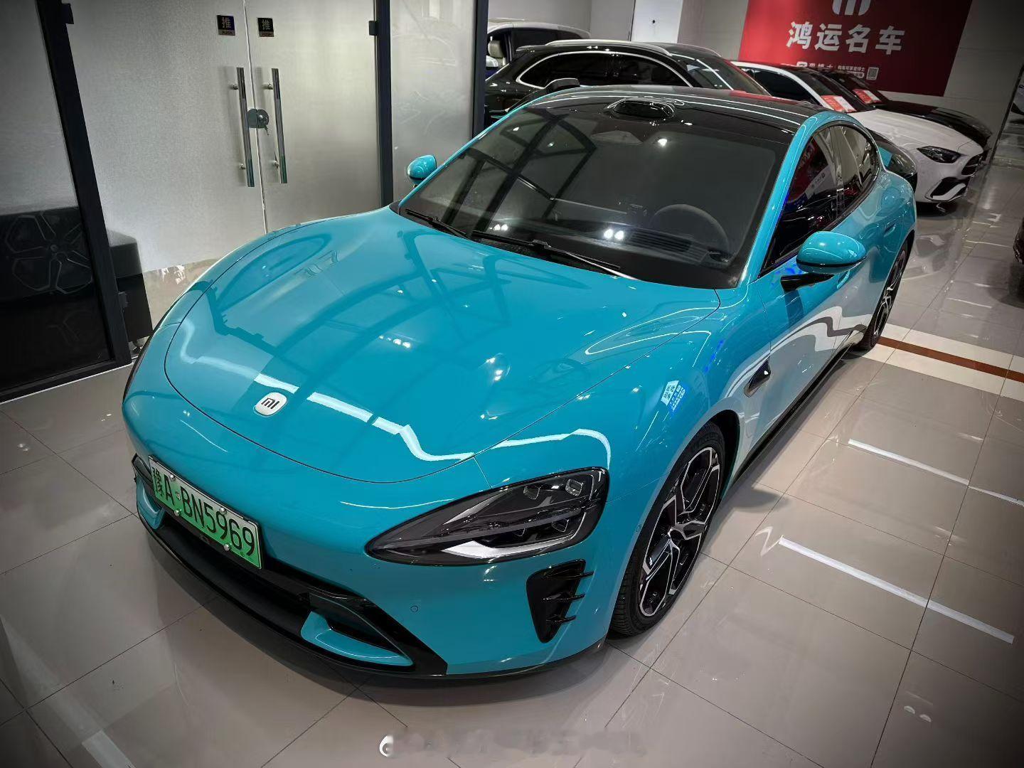 车之多 九宫格都放不下！路虎 卡宴 野马 奔驰S 小米 大G....元旦节假日 