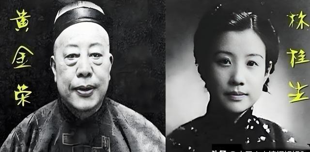 1922年，黄金荣带保镖，在自家戏院里看戏。突然，一个年轻人冲过来，甩手对黄金荣
