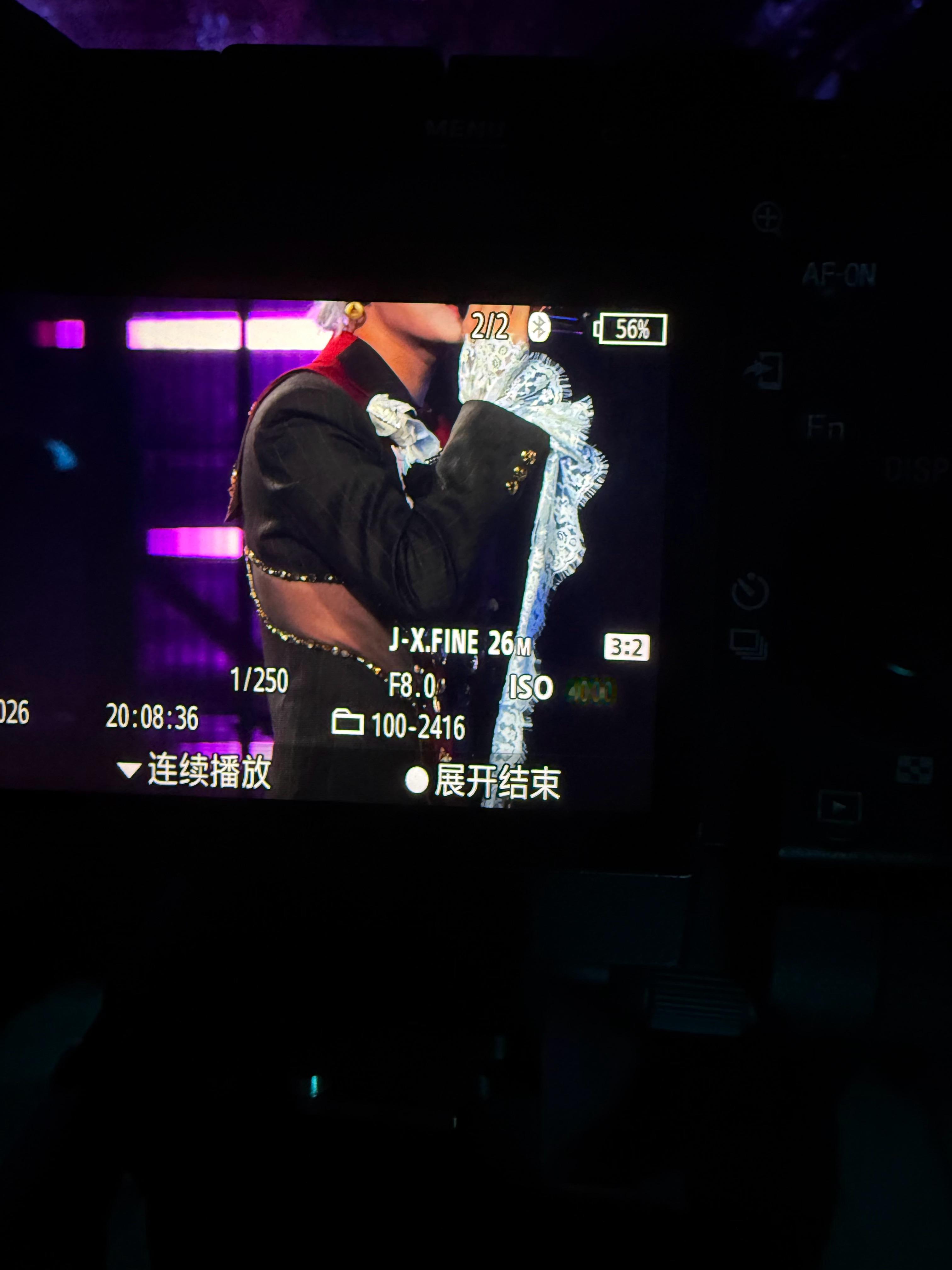 拍到一半.. 不兑！这衣服透视！！！[哆啦A梦害怕] ​​​