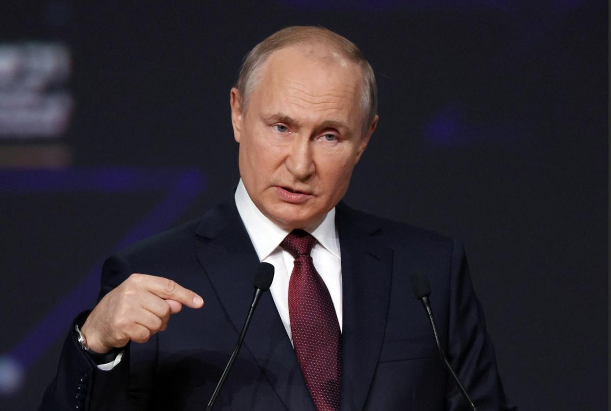 分头行动！赶在特朗普接管前，中俄撕碎封锁线，古巴有望迎来转机。特朗普急不可耐想要