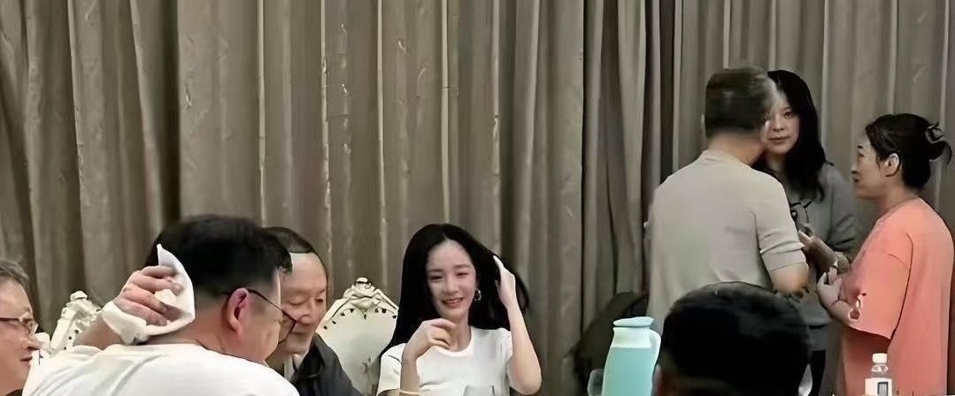 原来明星私下的饭局，都是素颜状态？ 