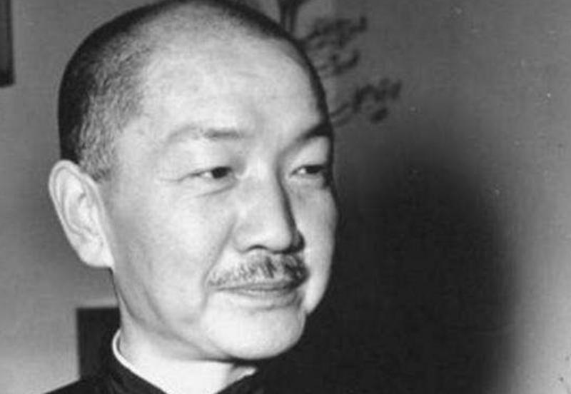 蒋纬国曾质问戴季陶自己的生父是谁，戴季陶反问他：你觉得你和哪一个人更加相像呢？