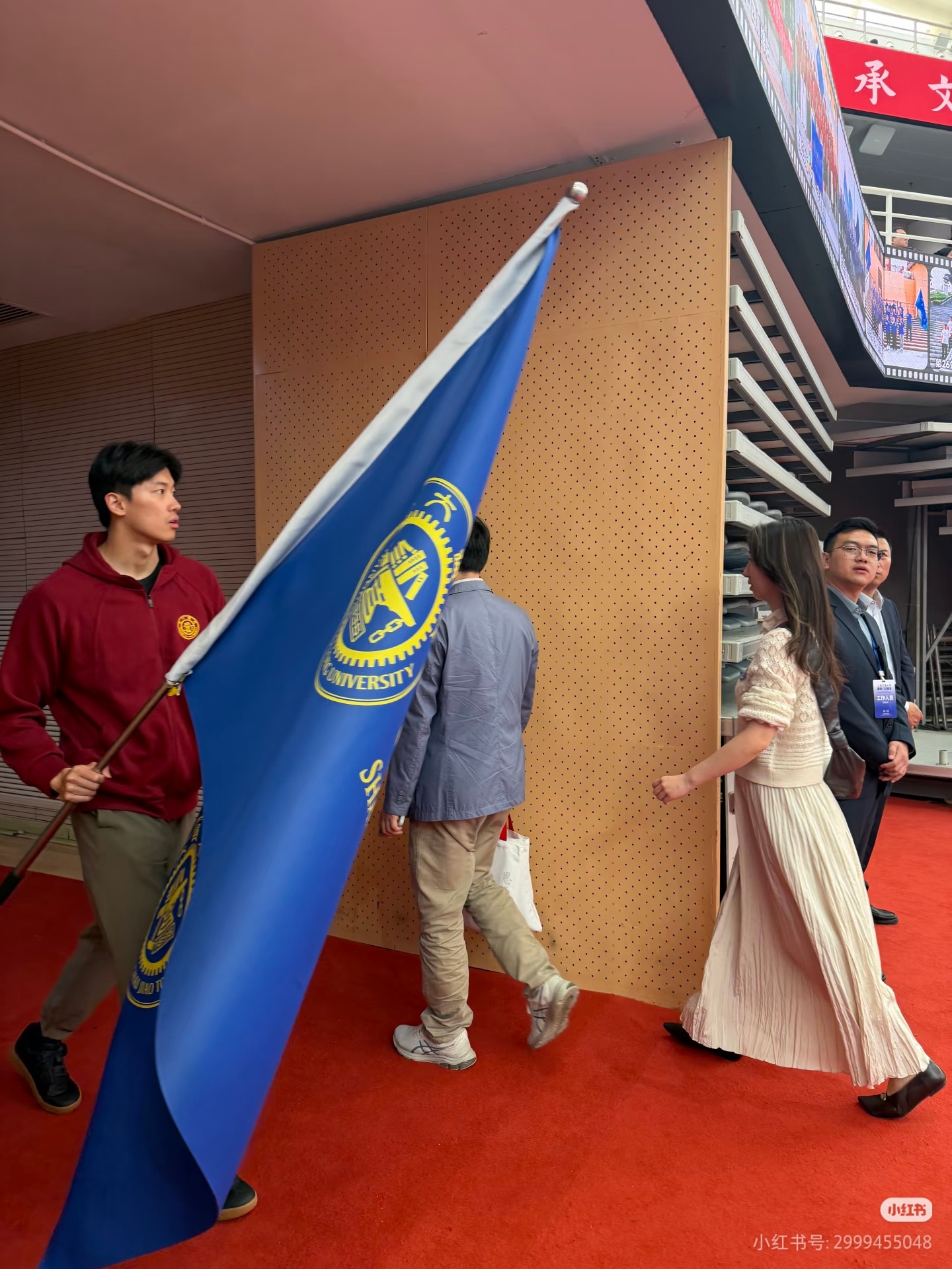 SWim进行时 『10275』20260406 上海交通大学130年校庆轻轻一靠