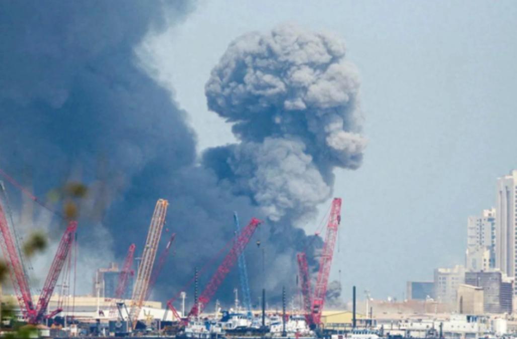 真是讽刺！英国刚给美军开放军事基地，自己基地转眼就被炸，谁也没料到，英国这一步走