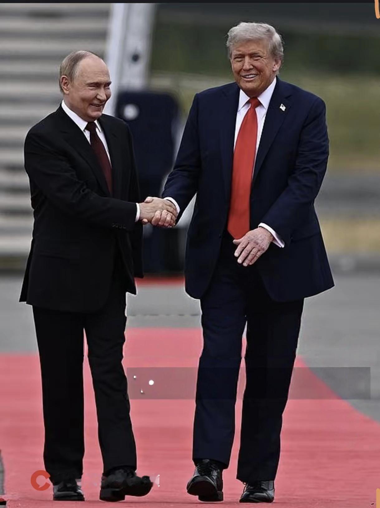 美国压根不敢动俄罗斯总统
 
美国敢绑架俄总统？答案是不敢，也不会！
 
俄罗斯