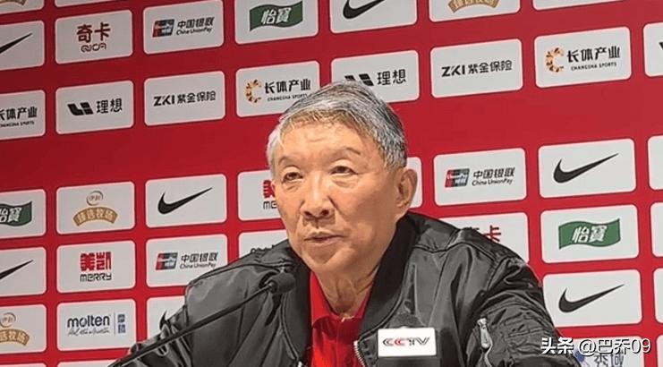 韩旭李月汝归队！中国女篮五大中锋齐聚，世预赛内线人选面临取舍

1. 韩旭：空间