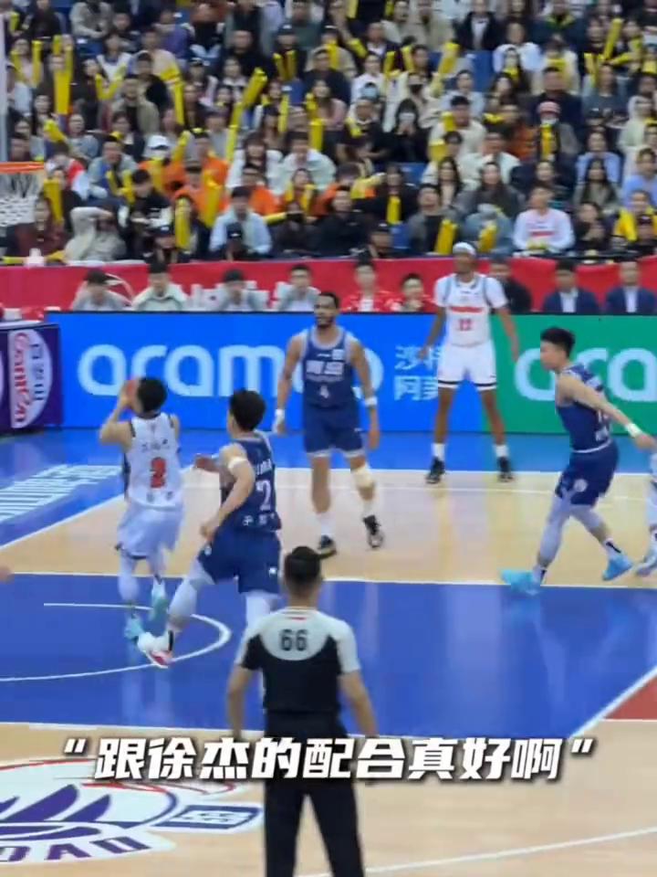 18岁的王洪泽迎来生涯得分最高之战。
小虎王洪泽的生涯之夜，本场22分8篮板4助