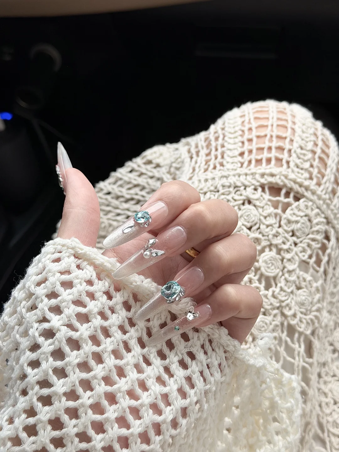 初春🌷爆闪的白开水美甲💅