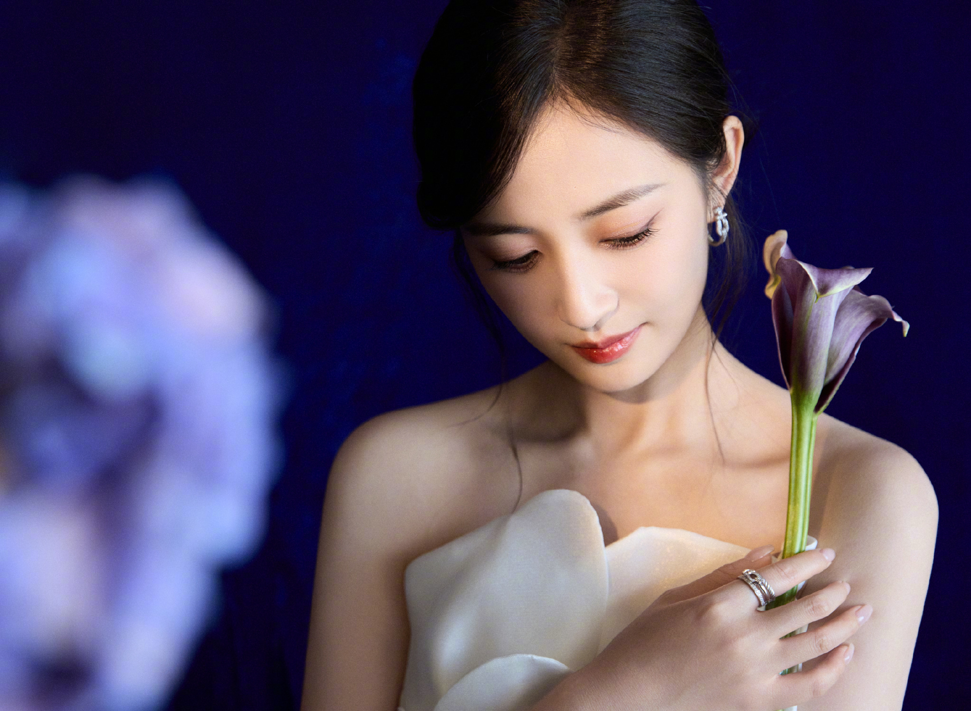 陈钰琪～～陈钰琪[超话]明星养眼美女陈钰琪 ​​​