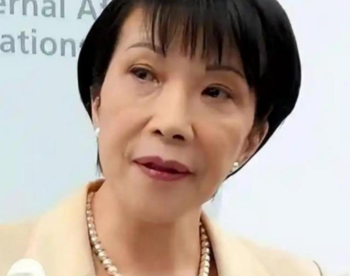 一个在日本的华人说了一句意味深长的话，他的大概意思是，如今中国如果和日本开战，或