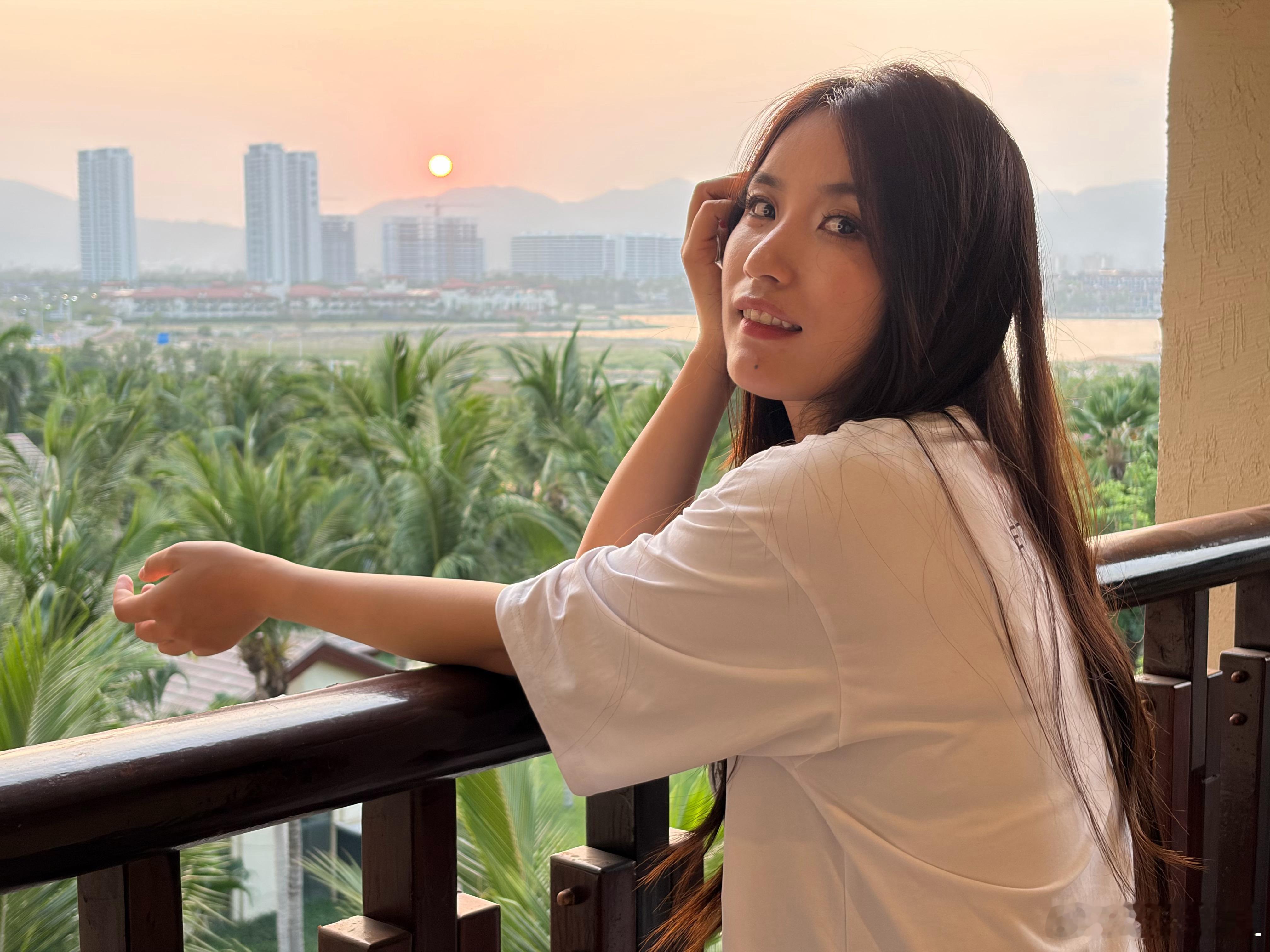 也不知道你们爱看啥？算了。发个照片吧…… 