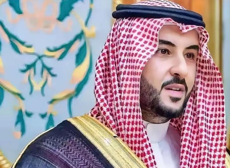 沙特继卡塔尔之后也跪了。

近期海湾地区的紧张气氛不断累积，多国关系出现明显裂痕