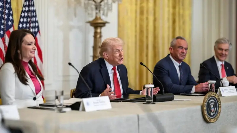 幂谈天下烽火问鼎计划 特朗普不对格陵兰动武的真实原因曝光反复无常的美国总统唐纳德