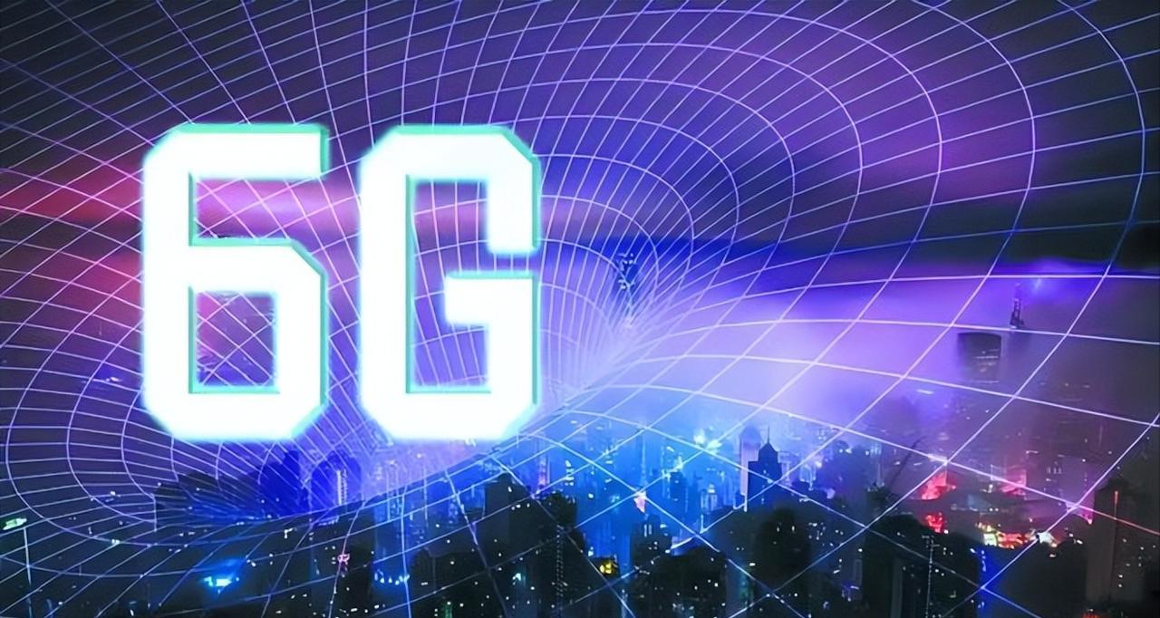 6G重大突破！天上基站，终结全域通信盲区

我们日常手机信号全覆盖，但深海、沙漠