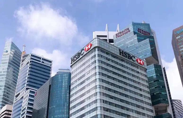 [月亮]资本大逃亡！全球富豪集体从瑞士“撤资”，万亿资本四处寻找新的避风港，而最