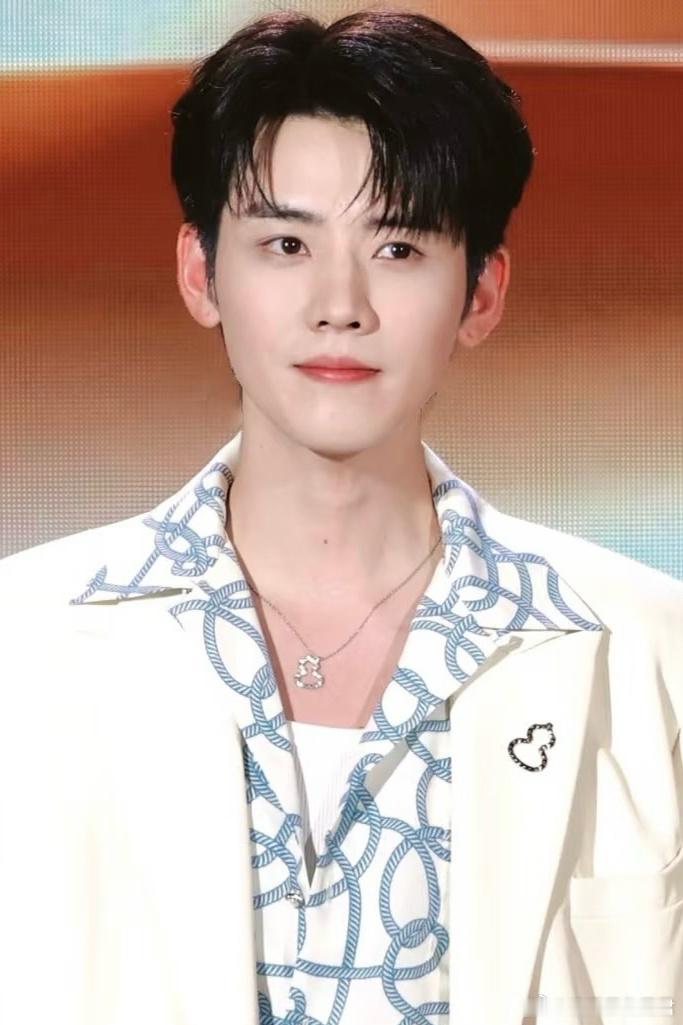 芒果TV古装剧《被剧透的世界》演员：陈瑶、任豪导演：陈嘉上《风月不相关》集数：2