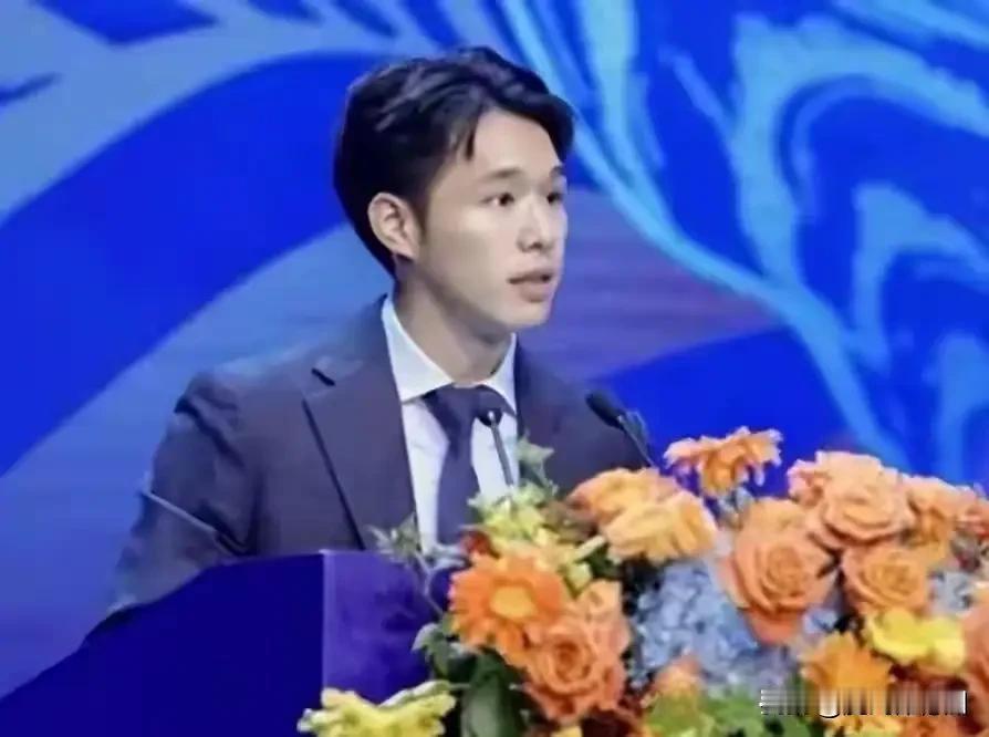 陈浩峰酝酿大动作？要交易王浩然？

休赛季中，杜锋，朱芳雨离辞，杜润旺去了南京，