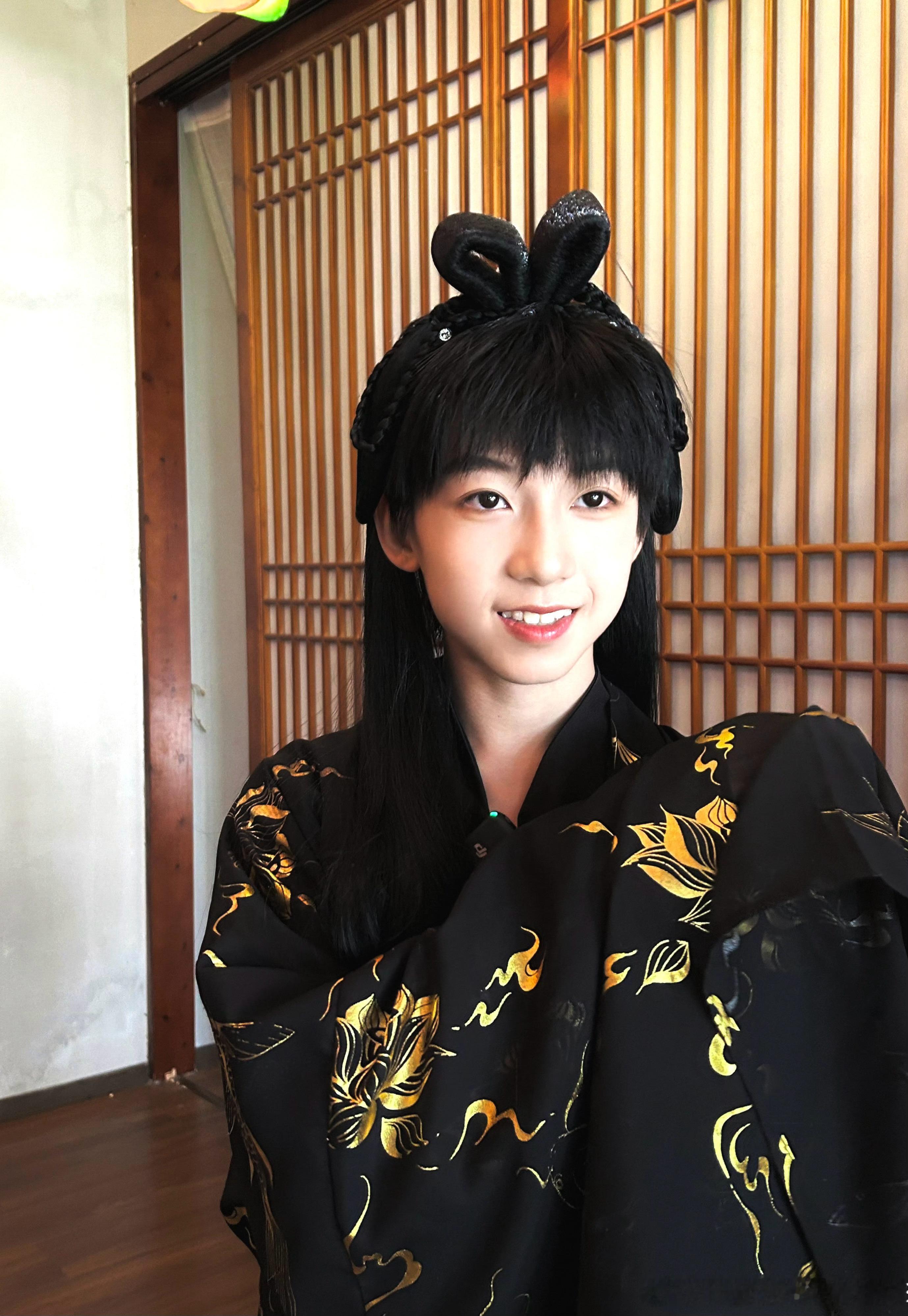 杨博文YBW[超话]  💕杨博文 四代唯一c位队长💕 杨博文 四代第一编舞师
