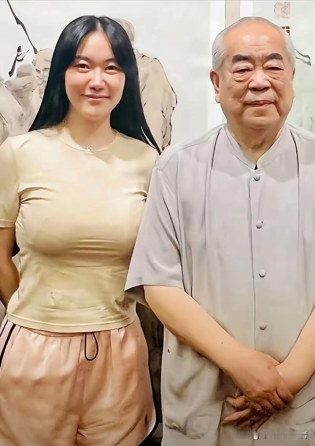 原本以为张纪中是王者，原来范曾才是实力派，87岁喜得贵子，毅然决然和亲生女儿断绝