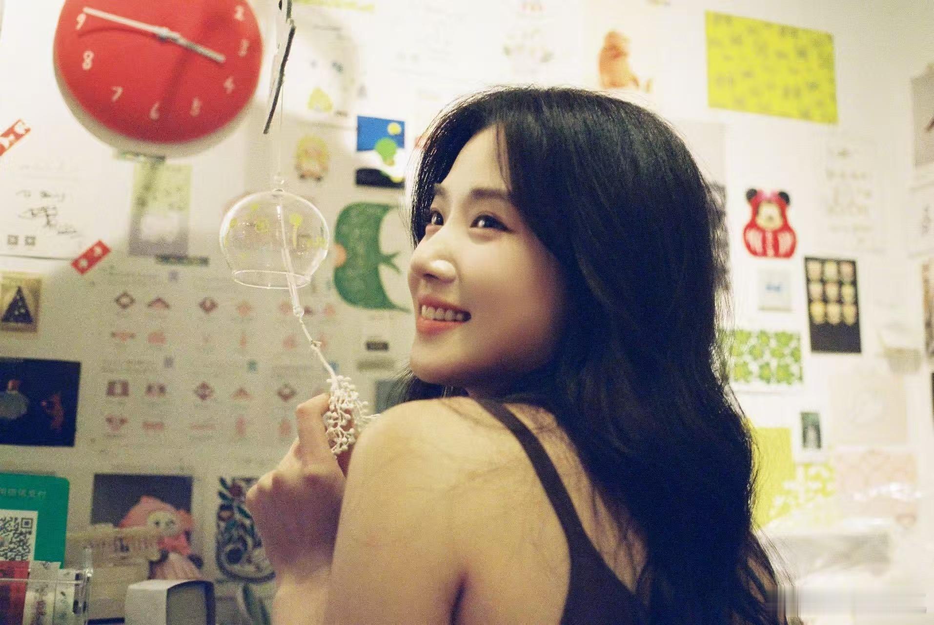 卢昱晓这就是你带出来的兵 果然生抽工作室玩不过老抽卢昱晓！离职申请变擦鼻纸这操作