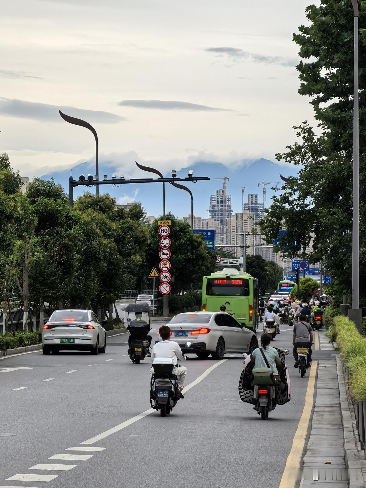 骑车回家路，悠然见南山！