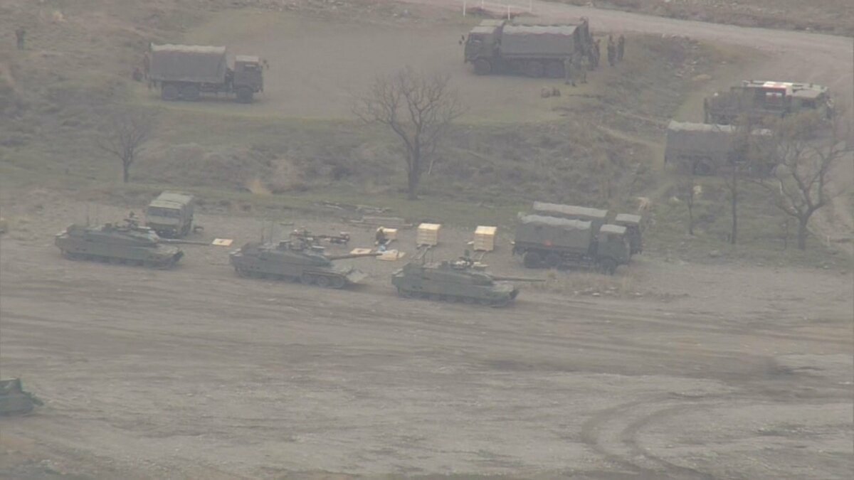 10式炸膛可还行。据日田久须地方消防局称，21日上午8点40分左右，他们接到自卫