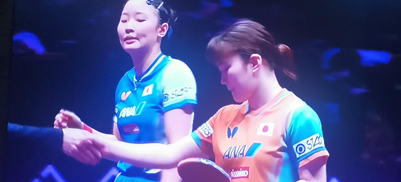 刚刚结束女单半决赛，这是一场中日内战，由张本美和对战大藤沙月。这的确是一场极为精