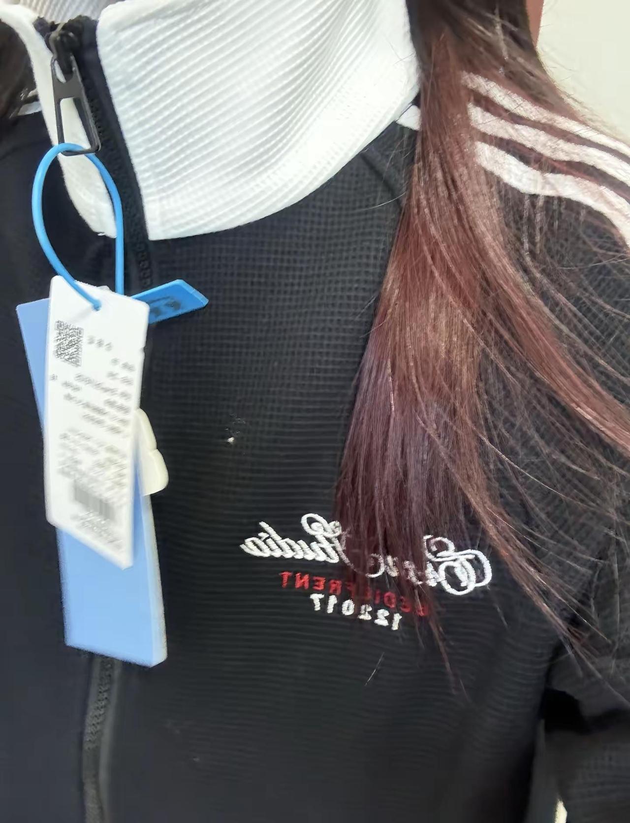 不知道买什么衣服，就照着我磕的cp穿的衣服同款买！