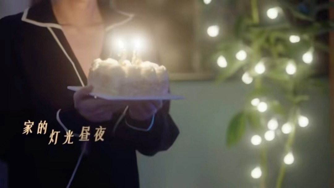 刘宇宁新歌又来当爱情保安了 MV里那些生活化的画面配上他的嗓音，突然觉得平淡日子