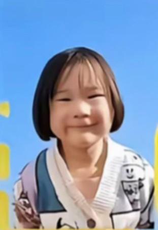 安徽六岁小女孩失踪的犯罪嫌疑人已经被抓！
没想到，给万能的网友猜中啦！
就是隔壁