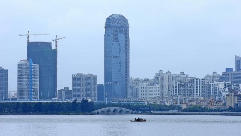 风轻、云淡、福来，心怀一份从容，治愈的不只是疲惫，还有浮躁的岁月……烦恼轻轻放，