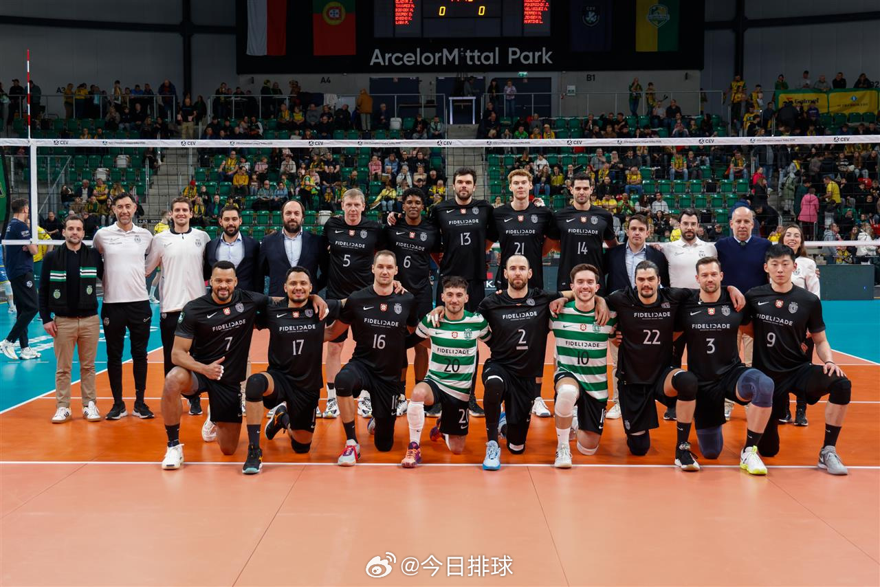 2025-2026葡萄牙男排联赛 常规赛共22轮比赛上周末结束，李咏臻 效力的里