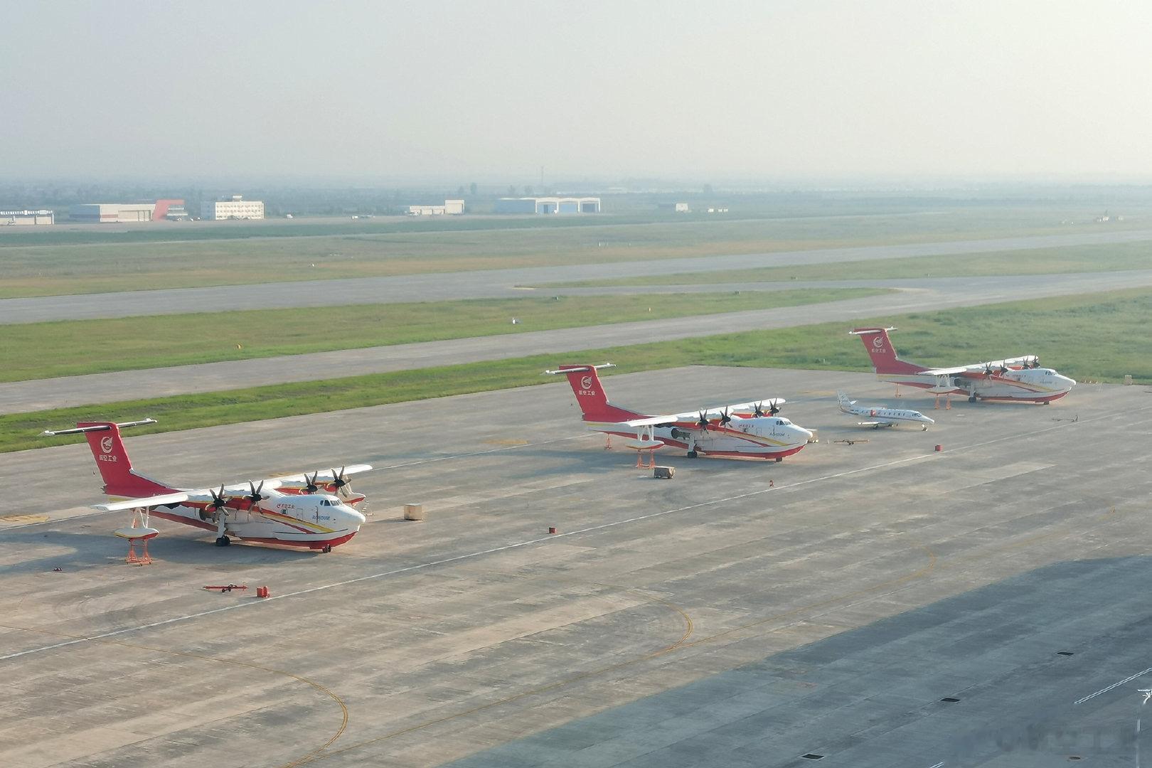 #航空新视野[超话]# 我国航空工业研制生产的AG600M水上飞机，目前世界上最