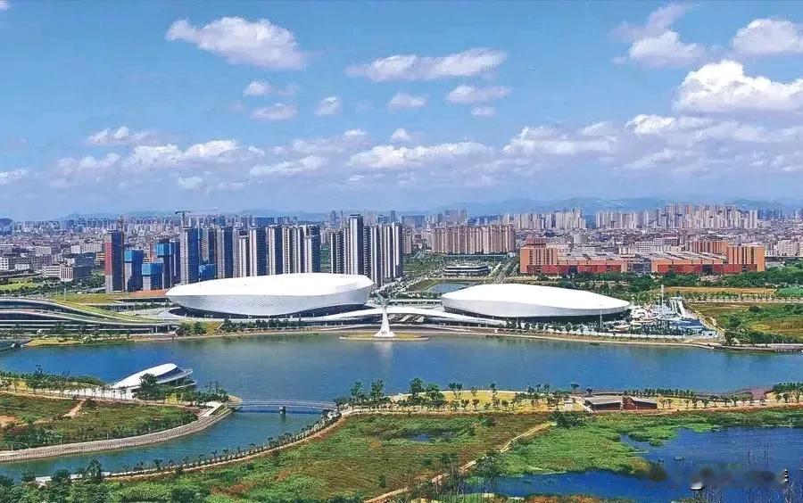 晋江市第二体育中心！