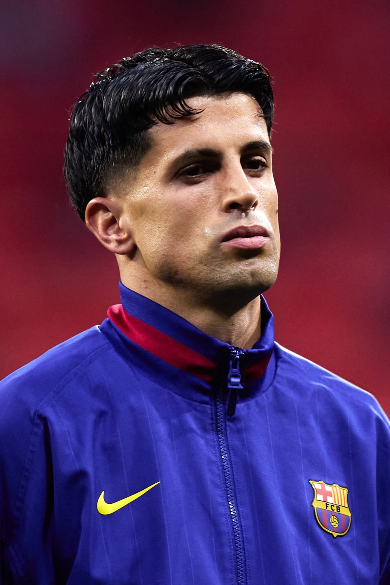 马卡报：坎塞洛在欧洲是“真正的联赛之王”，一项真正而历史性的成就：坎塞洛将成为首